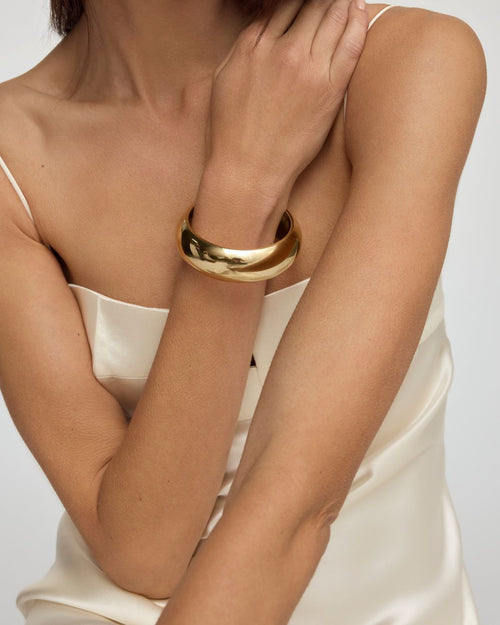 AUGUSTE BANGLE GOLD